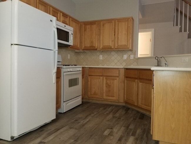 Photo - ~~Beautiful Mountains Edge Townhome!  3 Bed, 2.5 Bath ~ New! New! New!