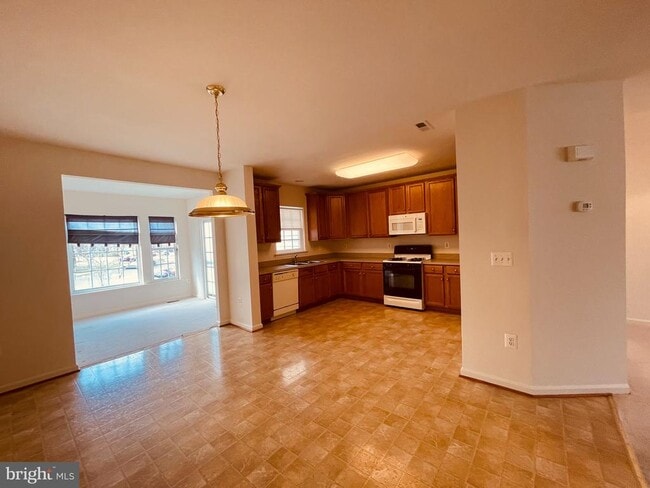 Photo - 16802 Sweeney Ln