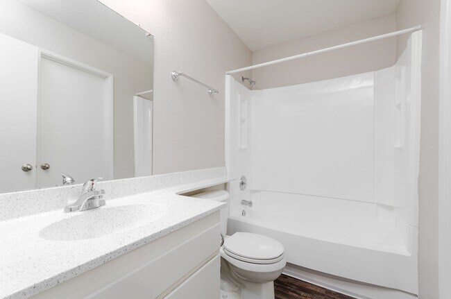 Welcome home to Lake View Park!