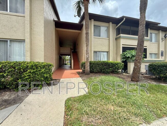 Building Photo - 6104 Curry Ford Rd Unit #108