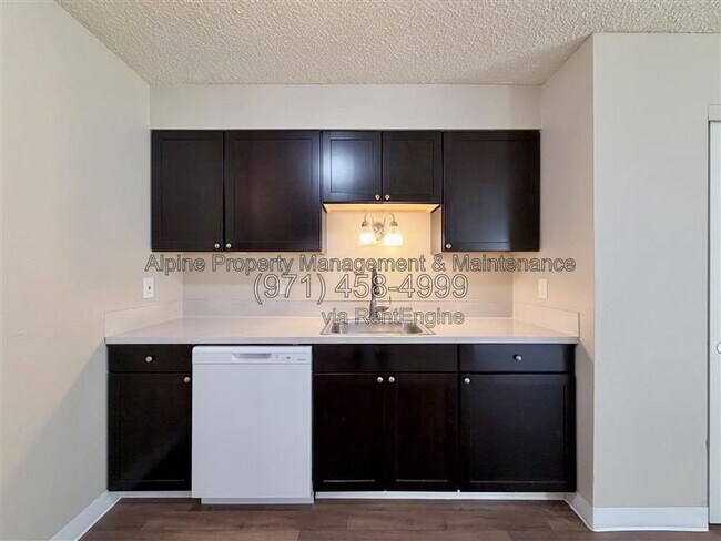 Photo - 17890 SW Alexander St Unit 7