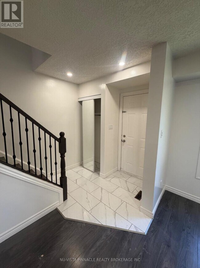 Photo - 1725 Ernest Ave