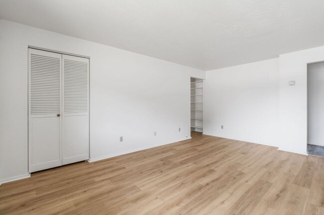 Photo - South Main Apartments Unidad 607