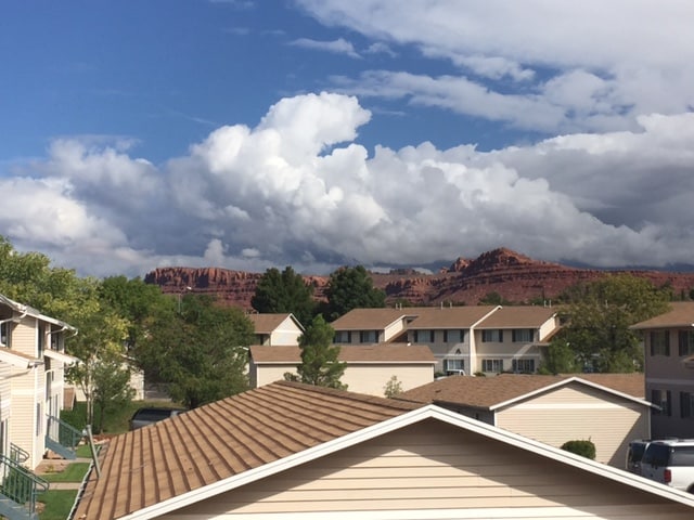 Sierra Pointe Apartments