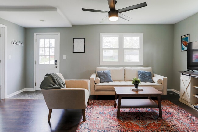 Photo - 3153 Lockwood Blvd