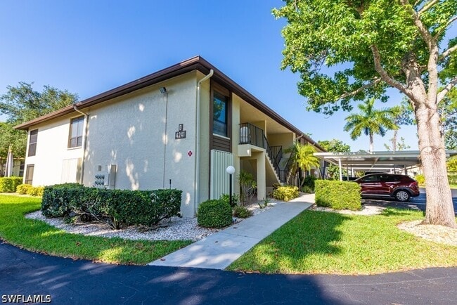 4241 Chantelle Dr Unit D202