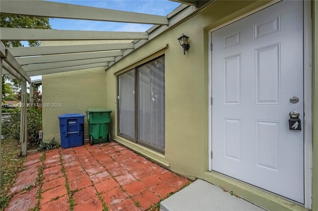 Photo - 20424 NW 15th Ave