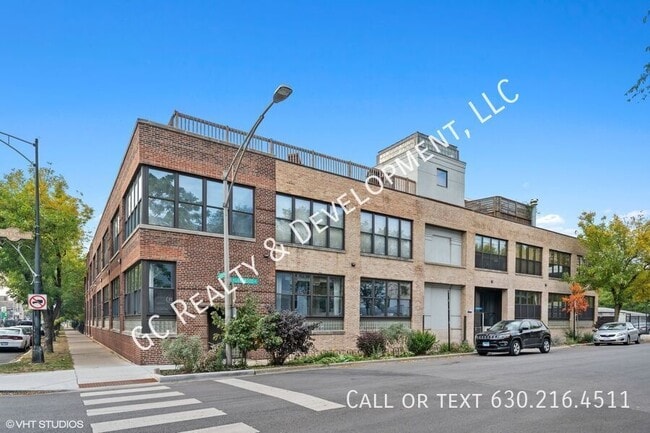 Photo - 2804 N Lakewood Ave Unidad 205 ,  205 Rental