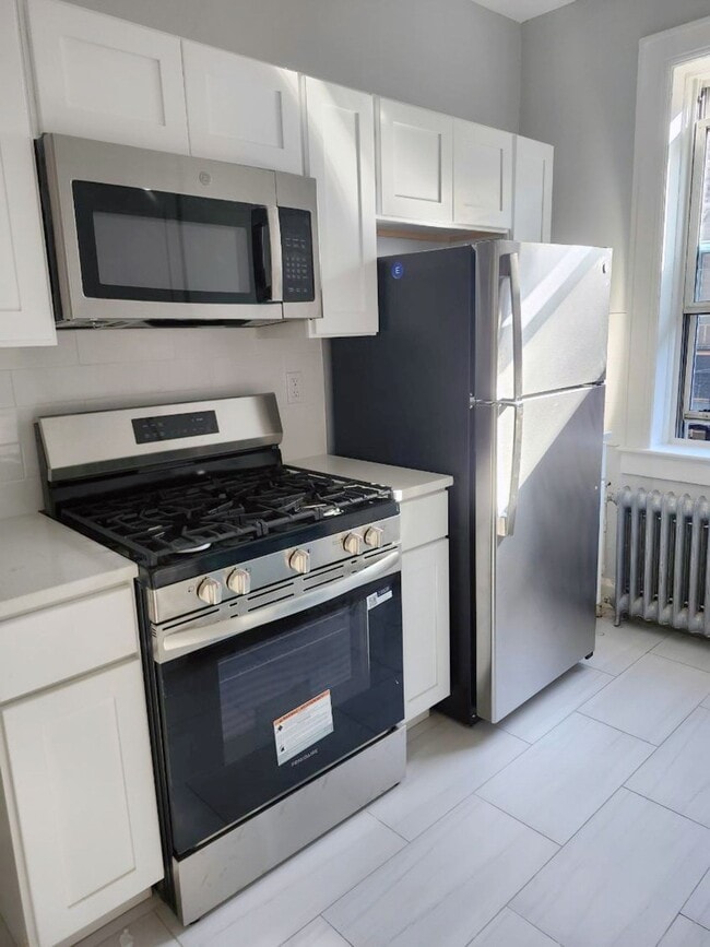 Hudson Crest - Cliffside Park