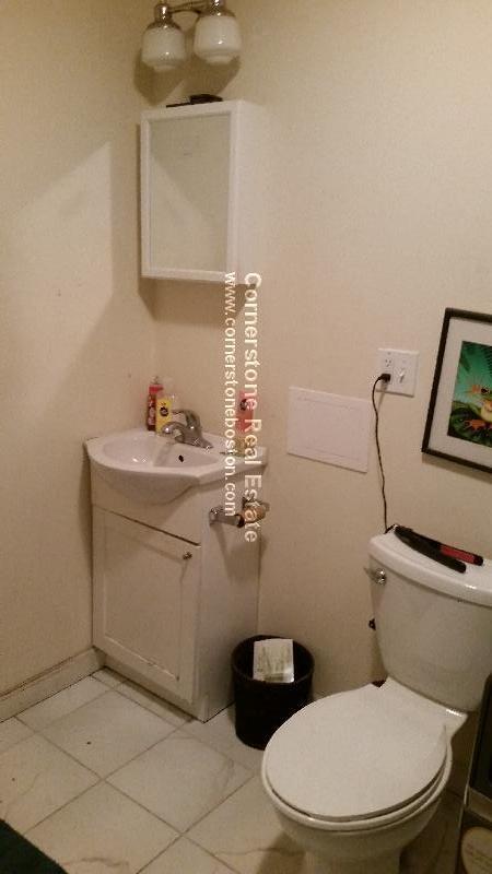 Photo - 314 Centre St Unit 3