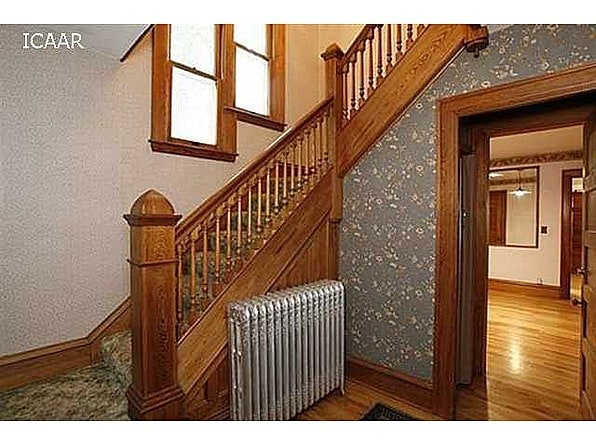 Photo - 430 N Van Buren St