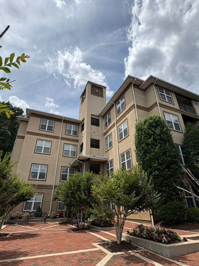 11750 Old Georgetown Rd
