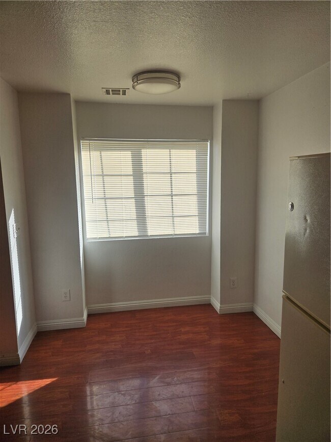 Photo - 4659 Krissylouise Way