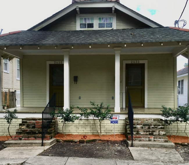 Building Photo - 2435 Palmer Ave Rental