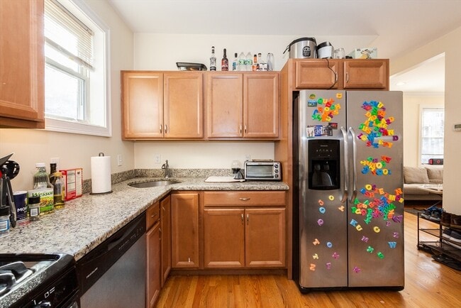 Photo - 182 Calumet St Unit 2