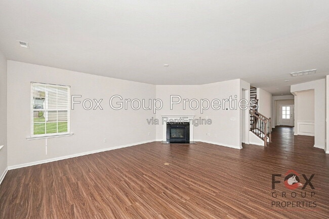Photo - 3024 Findley Rd