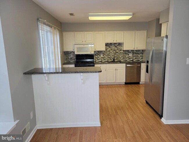 Photo - 2904 Saxony Dr