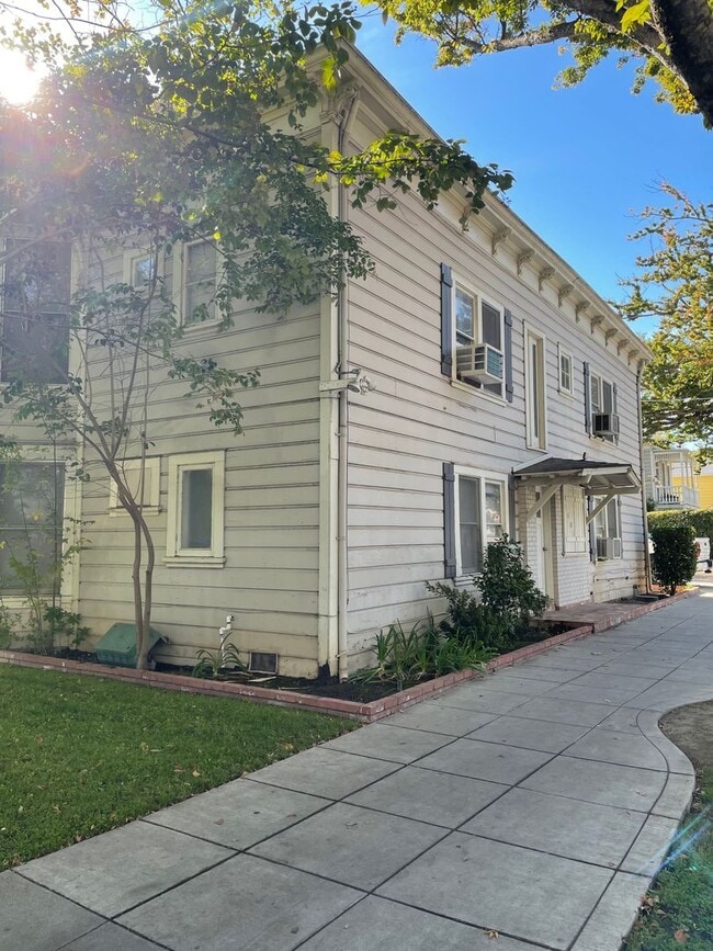 Building Photo - 20thST1401 Unit 3