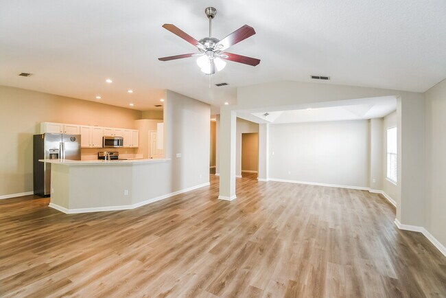 Photo - 14021 Summer Breeze Dr