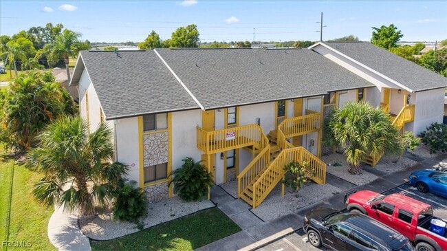 Building Photo - 1126 SE 8th St