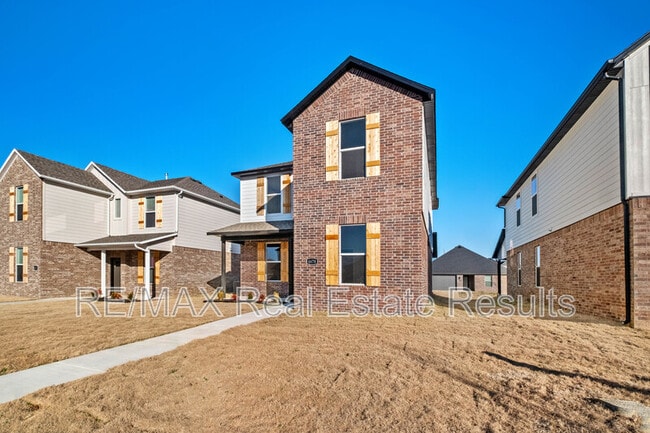 Photo - 4670 W Aurora St