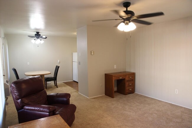 Photo - 4190 Packard St Unidad #4