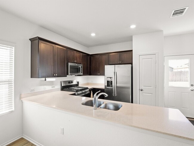 Photo - 2729 Louris Ln