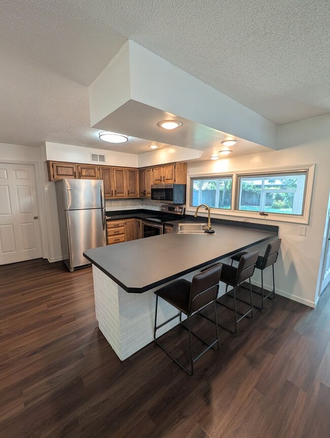 Photo - 3 Bedroom Home-Walking distance to Fairview Elementary