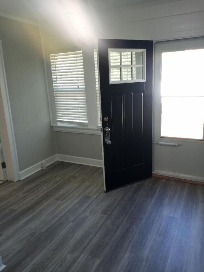 Photo - 3 bedrooms 2 Bathrooms