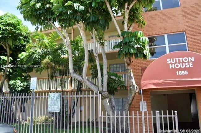 Photo - 1855 NE 121st St Unit 16
