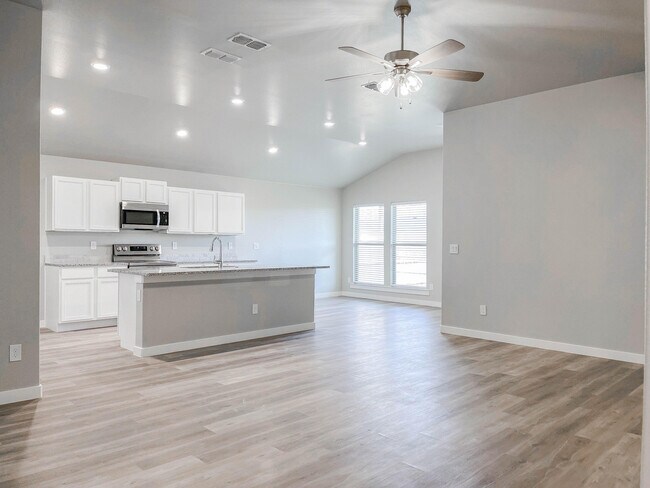 Photo - 1705 133rd St