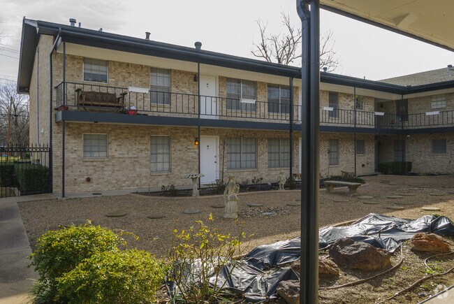 Photo - 3822 Stonewall St