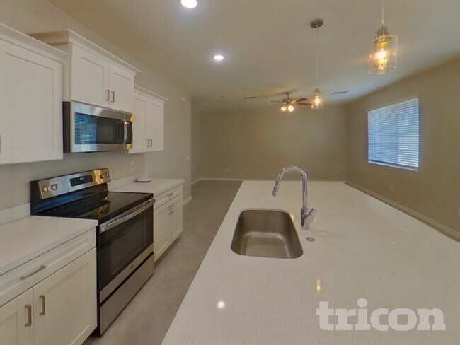 Photo - 4559 E Gary St