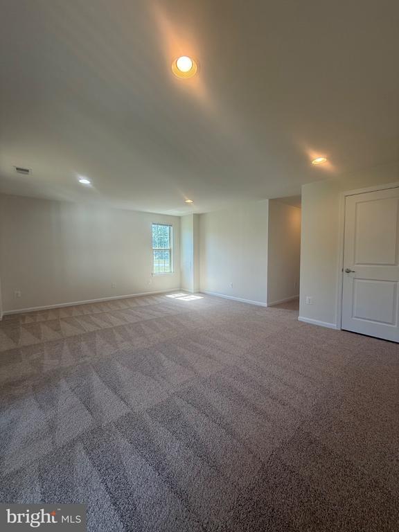 100 Brenton Rd