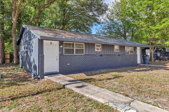 Photo - 29 Cape Dr NW