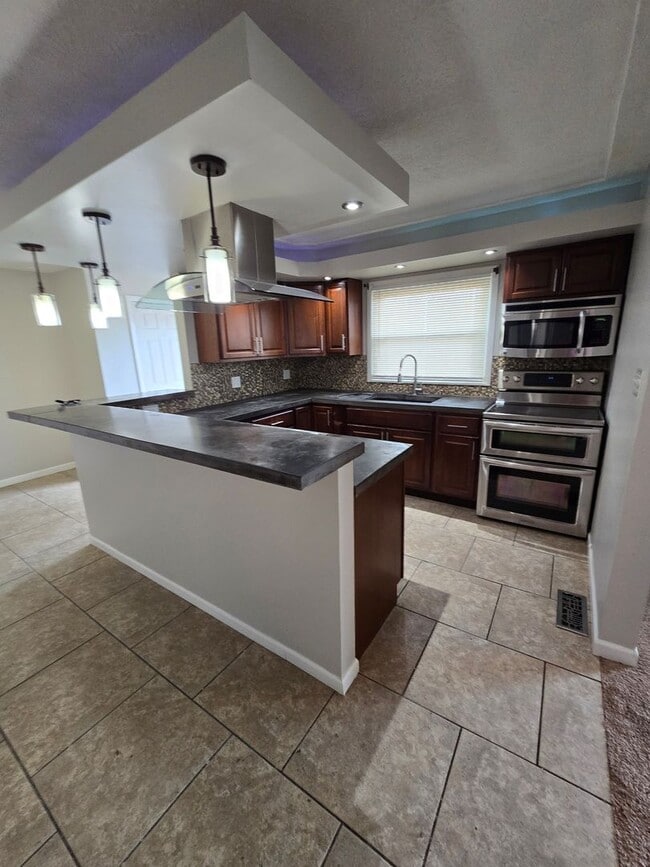 Photo - Southport Three Bedroom Home Near US 31 & Stop 12 Rd