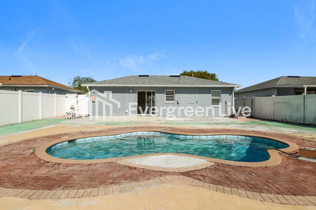 Photo - 4058 Spoonbill Ave