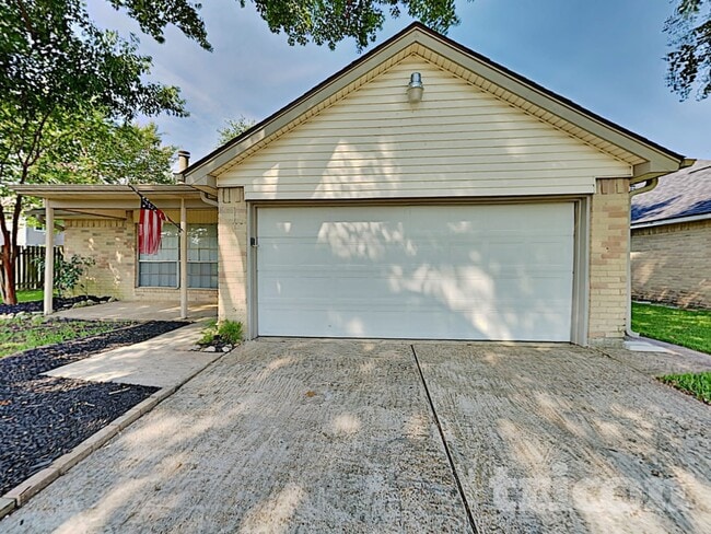 Photo - 19311 Amistad Dr