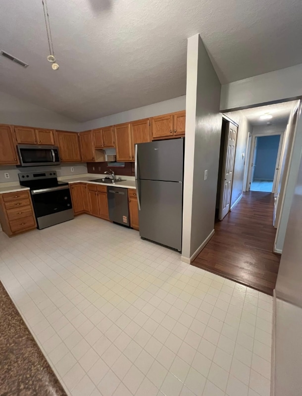 Photo - 3701 W Galbraith Rd Unidad 52