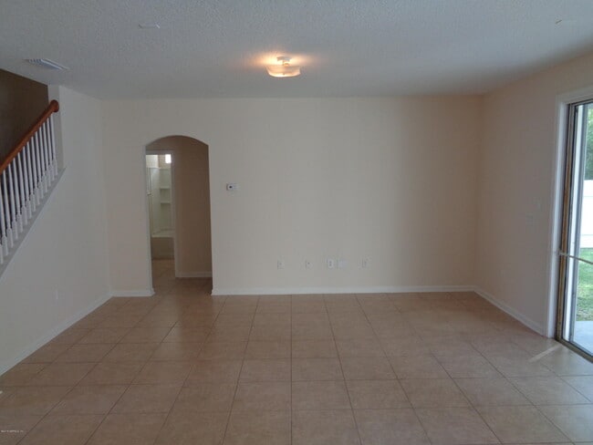 682 Candlebark Dr