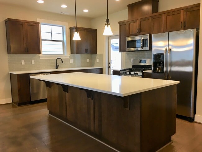 Photo - Progress Ridge 3 Bedroom House!