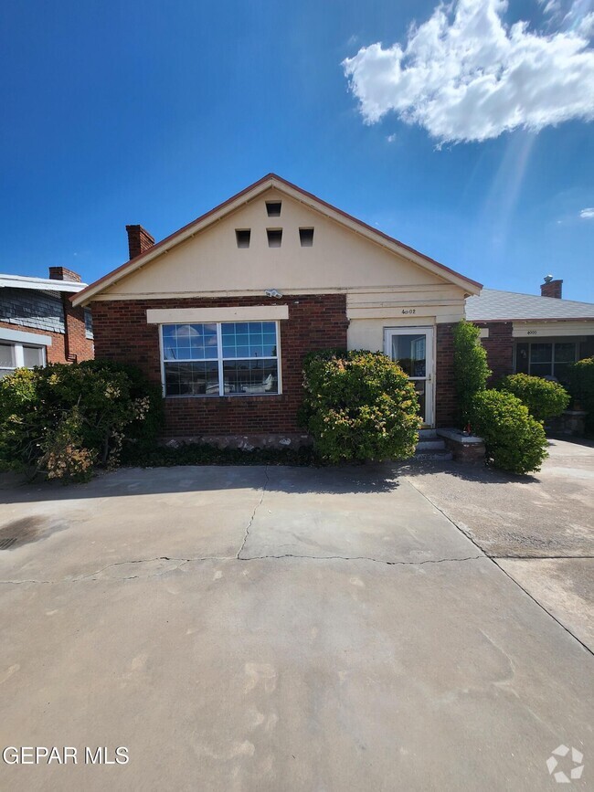 Building Photo - 4002 Hueco Ave Rental