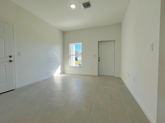 Photo - BRAND NEW 2/2/1- SW LEHIGH ACRES