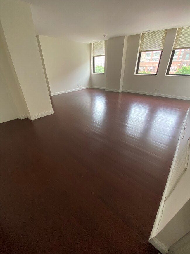 Photo - 680 S Federal St Unit 301