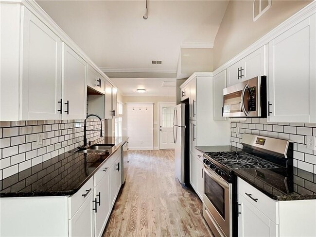 Photo - 365 Widewater Dr