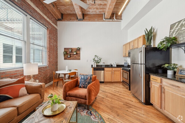 Building Photo - South Bank Rental