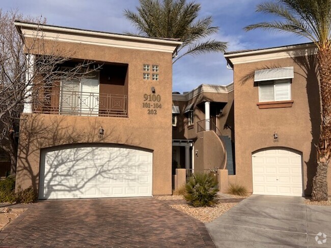 Building Photo - Condo on TPC Summerlin golf course! $2400/...