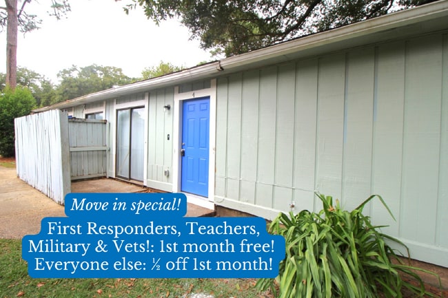 Photo - Move-In Ready 2-Bedroom Apartment - First ... Unidad 4