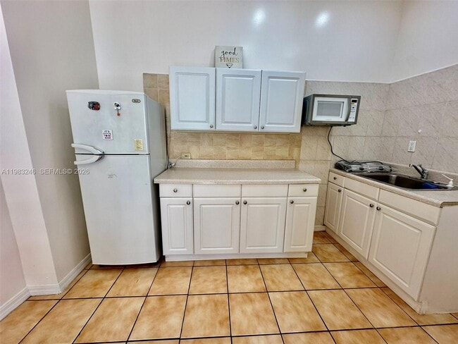 Photo - 6500 SW 160th Ct Unit efficiency