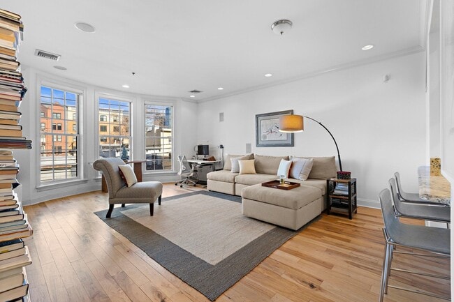 Photo - 277 Grand St Unit 211